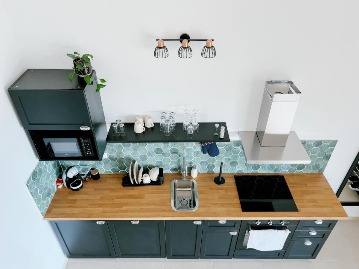 Bambusz Apartman Balatonfuzfo Ngoại thất bức ảnh
